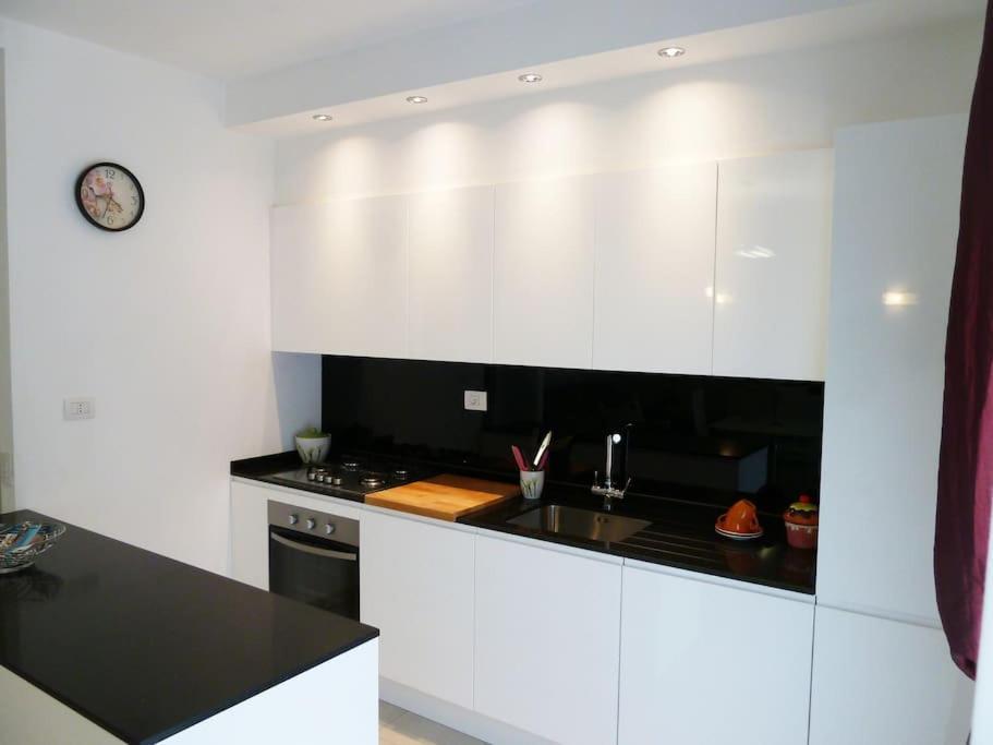 Modern & Strategic Apartment Siena Exterior foto